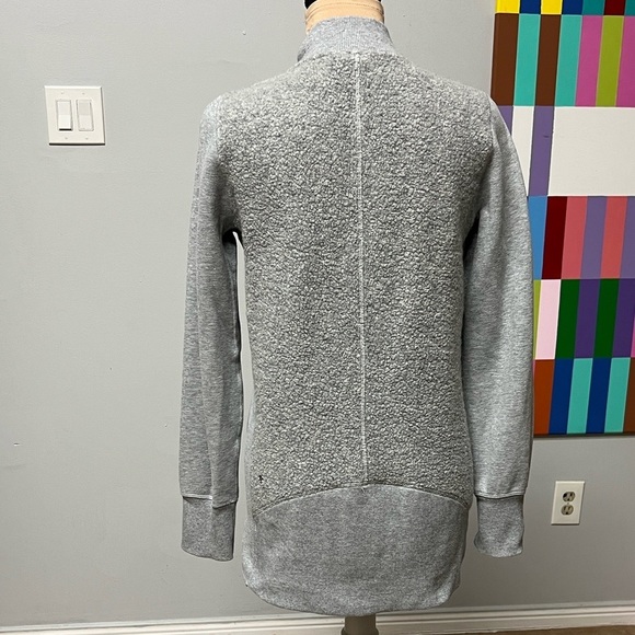 Lululemon Stand Out Sherpa Jacket Heathered Core Light Grey / Silver Drop - Picture 13 of 14
